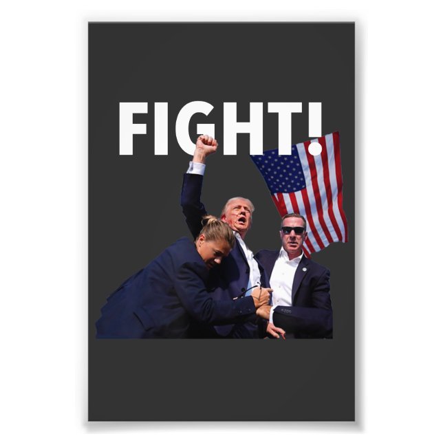 Kampf Trump 2024 überlebt bei der Kundgebung der W Fotodruck (Vorne)