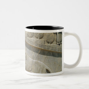 Kämpfender Stier des Löwes, Zweifarbige Tasse