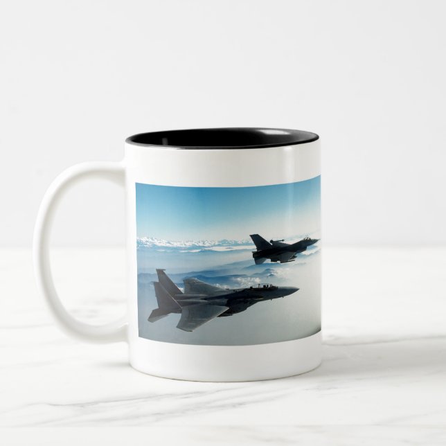 Kampfjets Zweifarbige Tasse (Links)