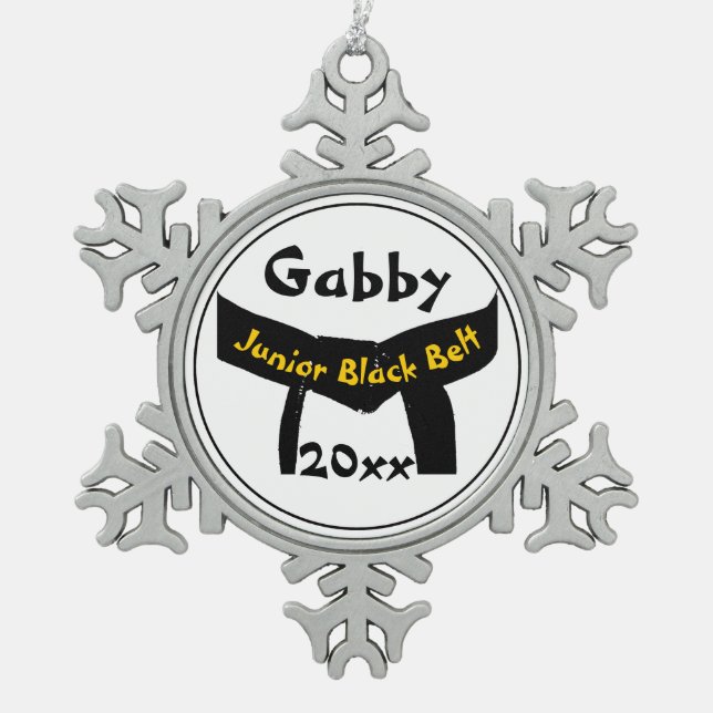 Kampfkunst-Juniorschwarzer Gürtel datiert Schneeflocken Zinn-Ornament (Vorderseite)