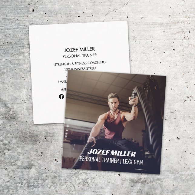 Kampfsport Fitness Personal Trainer Quadratische Visitenkarte (Von Creator hochgeladen)