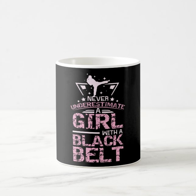 Kampsport Girl Black Belt Kaffeetasse (Mittel)
