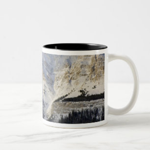 Kanada, Alberta, Banff National Park. Ansicht Zweifarbige Tasse