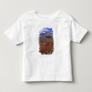 Kanada, Alberta, Banff NP. Heidelbeeren liefern Kleinkind T-shirt