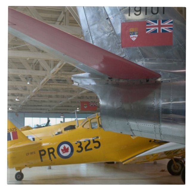 Kanada, Alberta, Edmonton: Alberta Aviation 2 Fliese (Vorderseite)