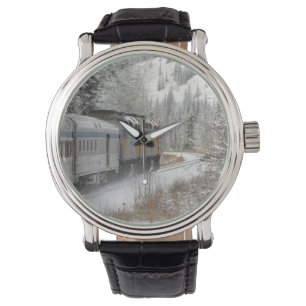 Kanada, Alberta. VIA Rail Schneeszug zwischen Armbanduhr
