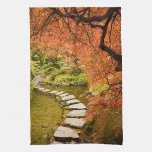 KANADA, British Columbia, Victoria. Herbst Handtuch