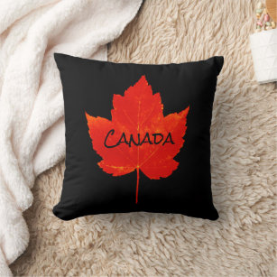 Kanada Day Red Black Maple Leaf Kissen