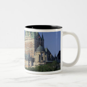 Kanada, Quebec City.  Chateau Frontenac. Zweifarbige Tasse