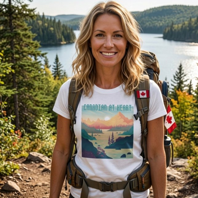 KANADIAN IM HERZEN T-Shirt (Von Creator hochgeladen)