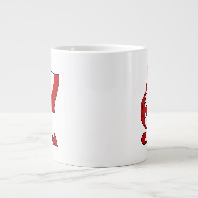Kanadische Flagge mit Fußballball Jumbo-Tasse (Vorderseite)