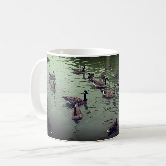 Kanadische Gänse und Mallard-Enten-Tasse Kaffeetasse (Vorderseite Links)
