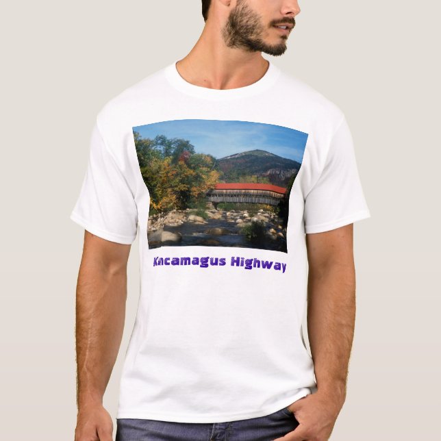 Kancamagus Landstraßen-Albanien-überdachte Brücke T-Shirt (Vorderseite)