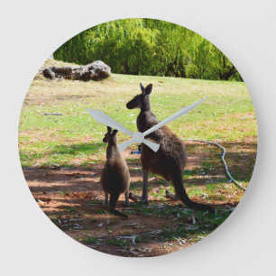 Kangaroo And Her Joey, Wall Clock Große Wanduhr