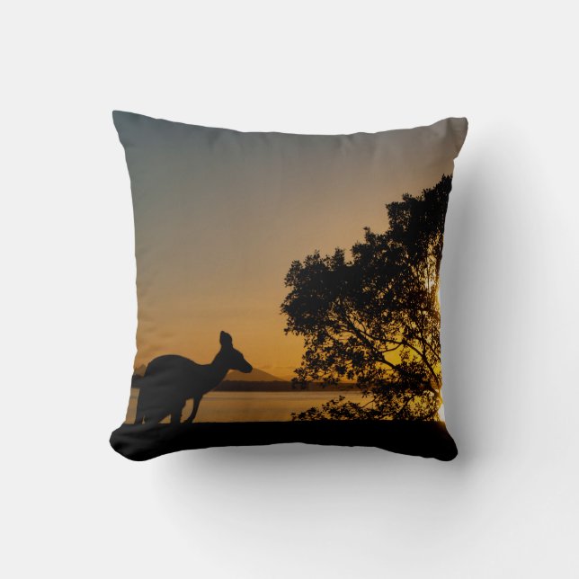 Kangaroo Sunset Kissen (Vorderseite)