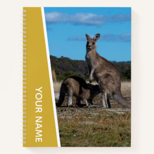 Känguru-Mutter und Baby in Australien, Gold Notizbuch