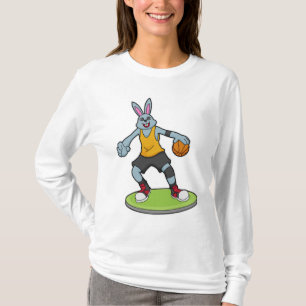 Kaninchen als Basketballspieler mit Basketball T-Shirt