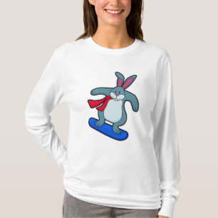 Kaninchen als Snowboarder mit Snowboard & Scarf T-Shirt