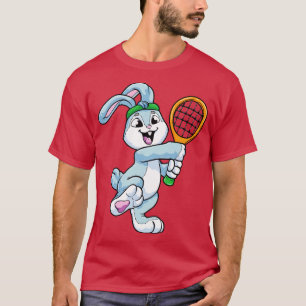 Kaninchen als Tennisspieler mit Kopf in Tennis T-Shirt