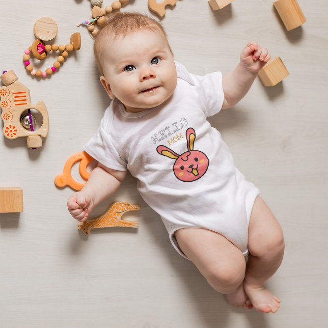 Kaninchen Ostersonniger Cartoon Baby Strampler (the easter bunny in this adorable hello mom rabbit design bodysuit or tshirt.)