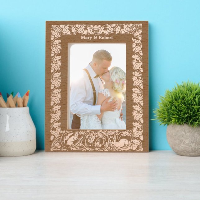 Kaninchen- und Eichhörnchenblättrige Grenze Geätzte Rahmen (Von Creator hochgeladen)