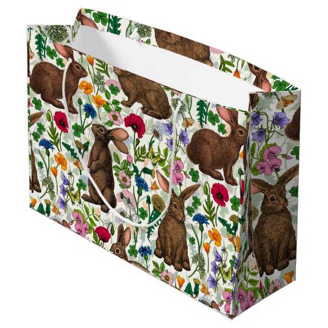 Kaninchen und Wildblumen Große Geschenktüte (Rückseite Schrägansicht)