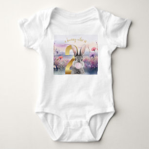 Kaninchen Zweites Geburtstag blühend rosa Kaugummi Baby Strampler