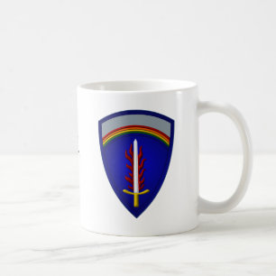 Kanonische Tasse des 72. Ordnance Battalion Insign