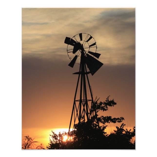 Kansas Country Windmill mit Wolken, Foto Print (Vorne)