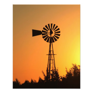 Kansas Windmill Silhouette Sunset mit Himmel. Fotodruck