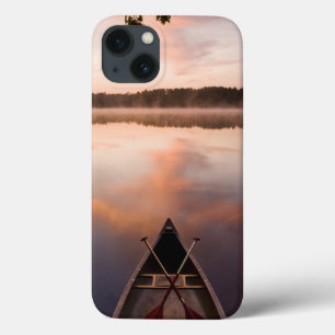 Kanu-Erholungen am Ufer des Pawtuckaway Lake Case-Mate iPhone Hülle