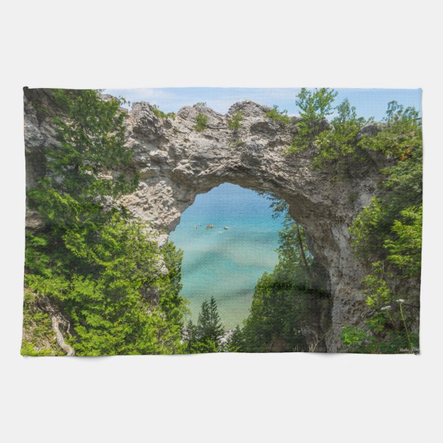 Kanufahren am Arch Rock Geschirrtuch (Horizontal)