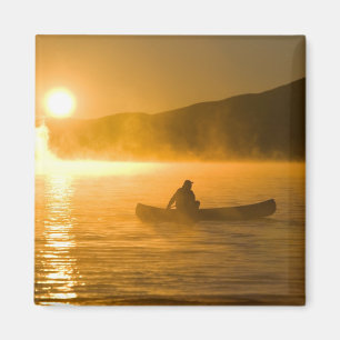 Kanufahren in der Lily Bay bei Sonnenaufgang, Moos Magnet