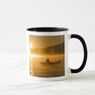 Kanufahren in der Lily Bay bei Sonnenaufgang, Moos Tasse