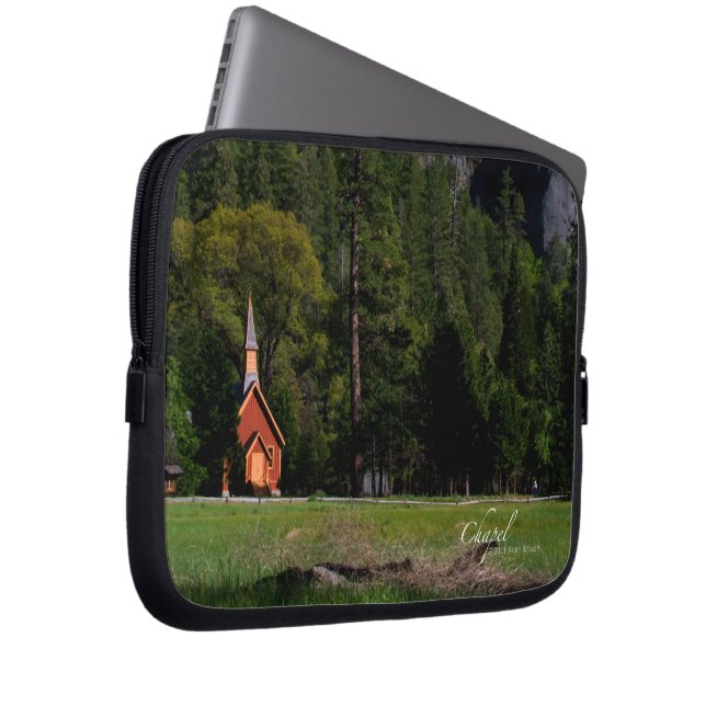 Kapelle bei Yosemite Laptopschutzhülle (Vorne Rechts)