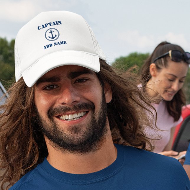 Kapitän des Ankerschiffs Name oder Schiffsname hin Truckerkappe (Several colors to choose from.)