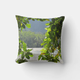 Kapitän-Tribulation-Kissen Kissen