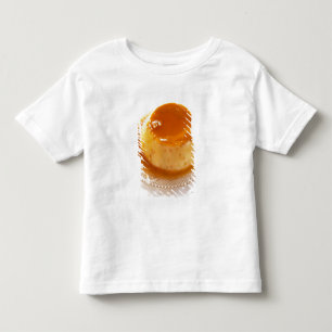 Karamellcreme-Pudding mit Karamell Kleinkind T-shirt