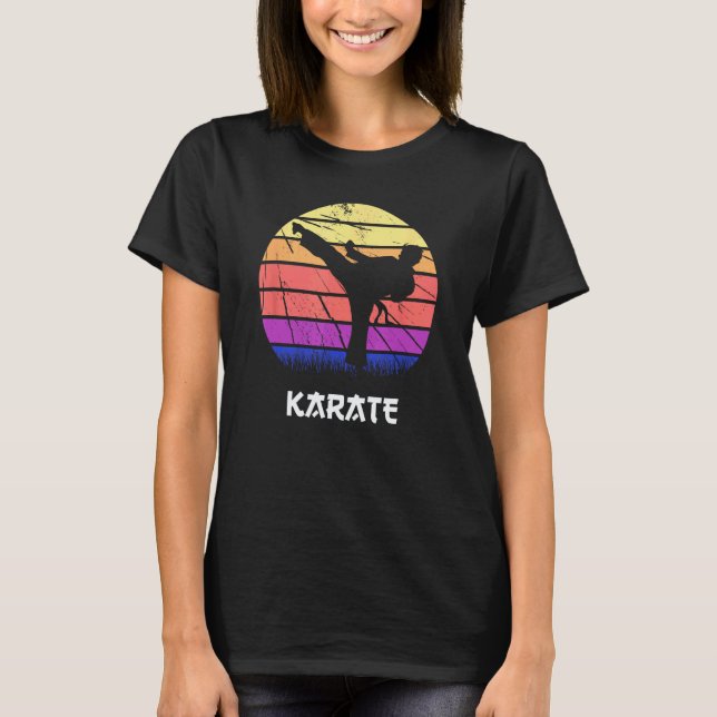 Karate-Figur-Übungstraining T-Shirt (Vorderseite)