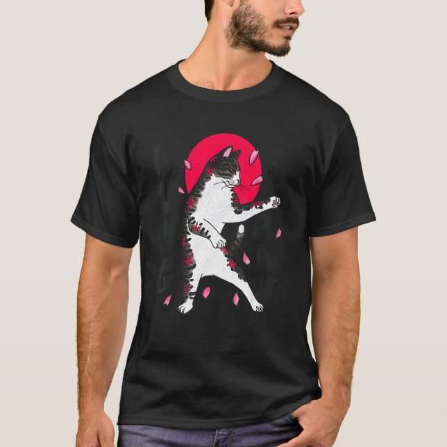 Karate-Katze-Parodie Red Sun Samurai T-Shirt (Vorderseite)