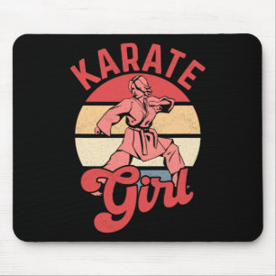 Karate-Mädchen Karateka Selbstverteidigung Kämpfer Mousepad