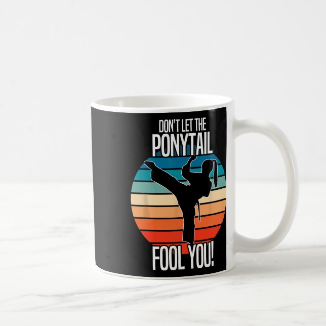 Karate-Mädchen - Lass dich nicht von dem Pferdesch Kaffeetasse (Rechts)