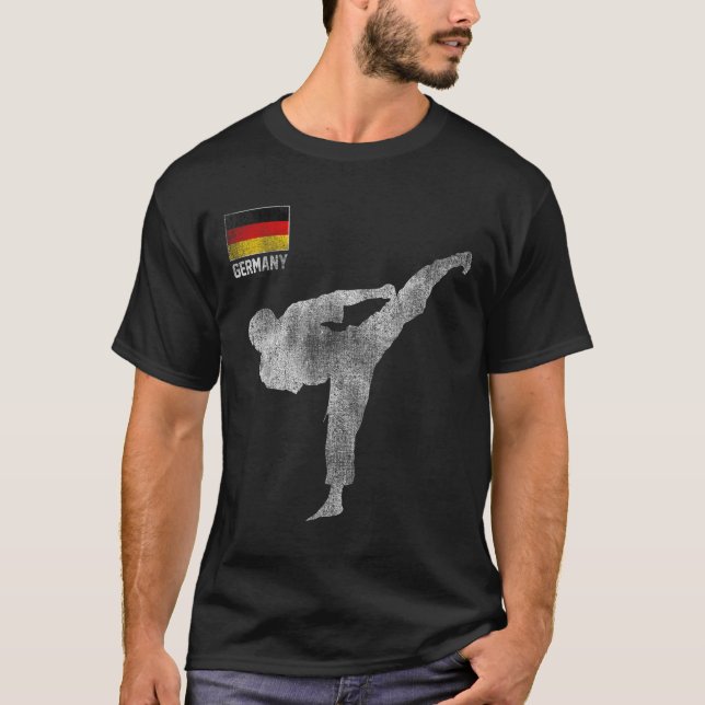 Karate Team Martial Arts Mma Kick Germany German V T-Shirt (Vorderseite)