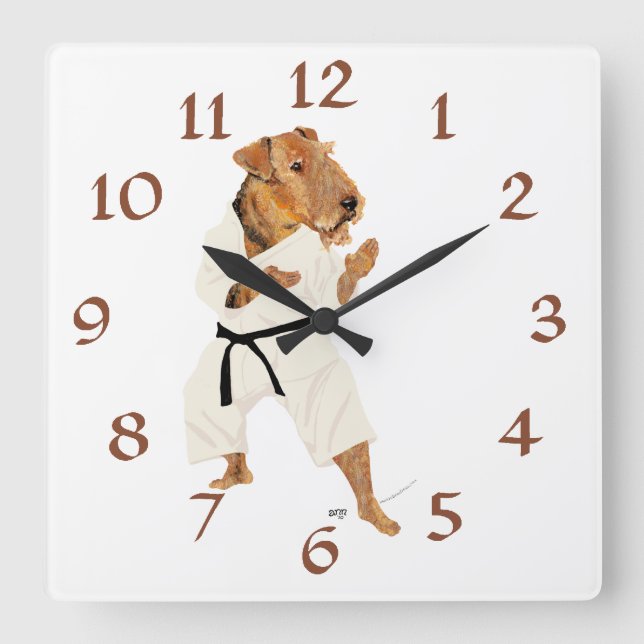 Karate Terrier Quadratische Wanduhr (Vorderseite)
