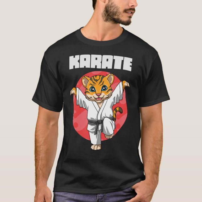 Karate Tiger Crane Kick T-Shirt (Vorderseite)