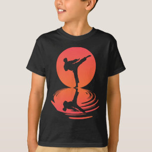 Karate und Kung Fu Silhouette Shotokan Geschenk Ma T-Shirt