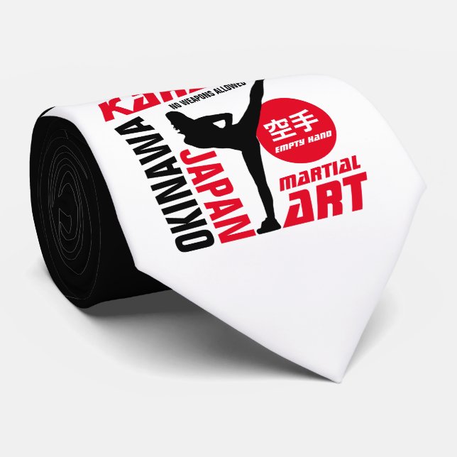 Karate Woman Krawatte (Gerollt)