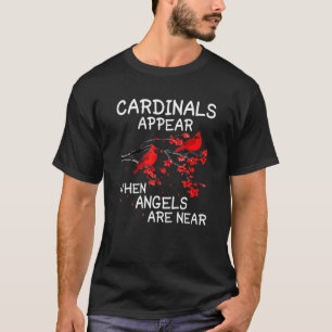 Kardinal erscheinen, wenn Engel nahe bei Vögeln si T-Shirt