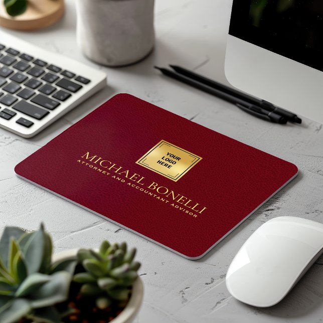 Kardinal Red Leather Luxury Gold Logo NAME Mousepad (Von Creator hochgeladen)