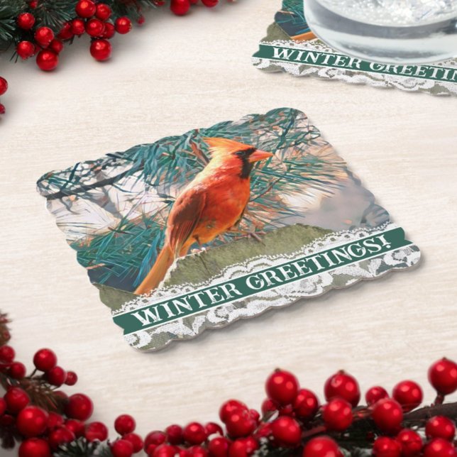 Kardinal vor dem Kiefernwald Winter Untersetzer (This paper coaster for your winter gathering features a beautiful red bird against a pine tree.)
